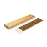 Ispalla Palo Santo Myrrh (Love) käsitööna valminud viirukipulgad ülevalt vaates