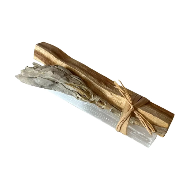 Palo Santo pulk, valge salvei ja seleniit looduslikus kimbus, pikkus umbes 10 cm ja kaalub ligikaudu 30 g